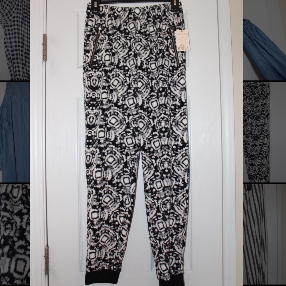 Black and white pattern pants with tag!✨
